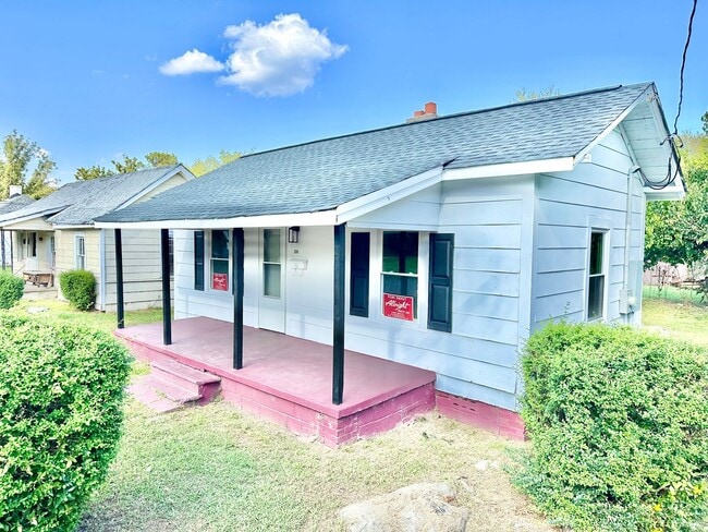 Photo - 225 Simrill St