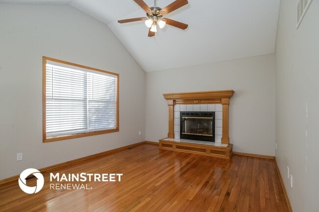 Photo - 1222 SW Windcrest Ct