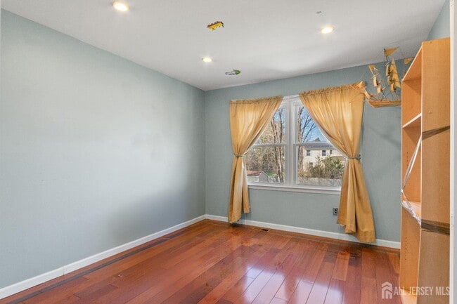 Photo - 12 Mershon Ln