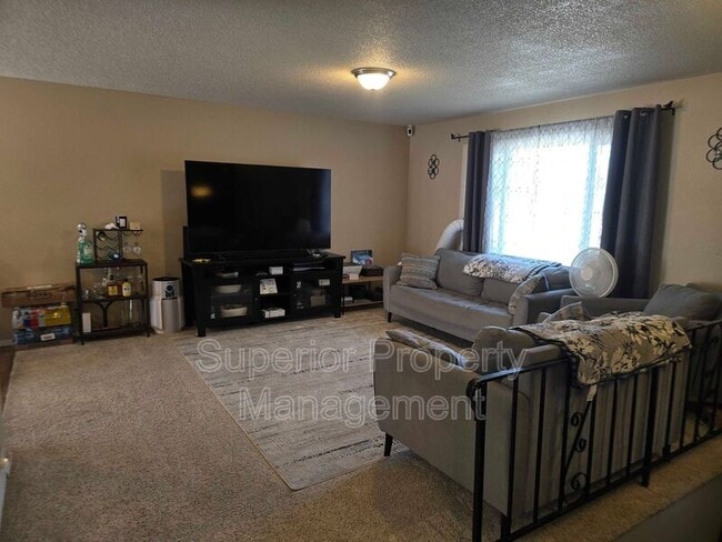 Photo - 4800 King Arthur Way