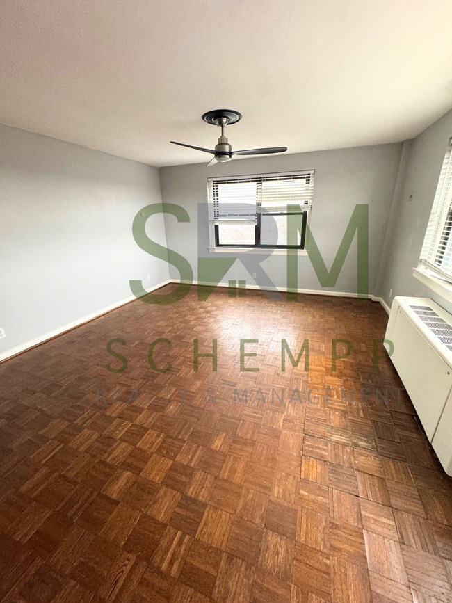 Photo - Updated 2BR/2BA on Bardstown Road with all utilities included now available!