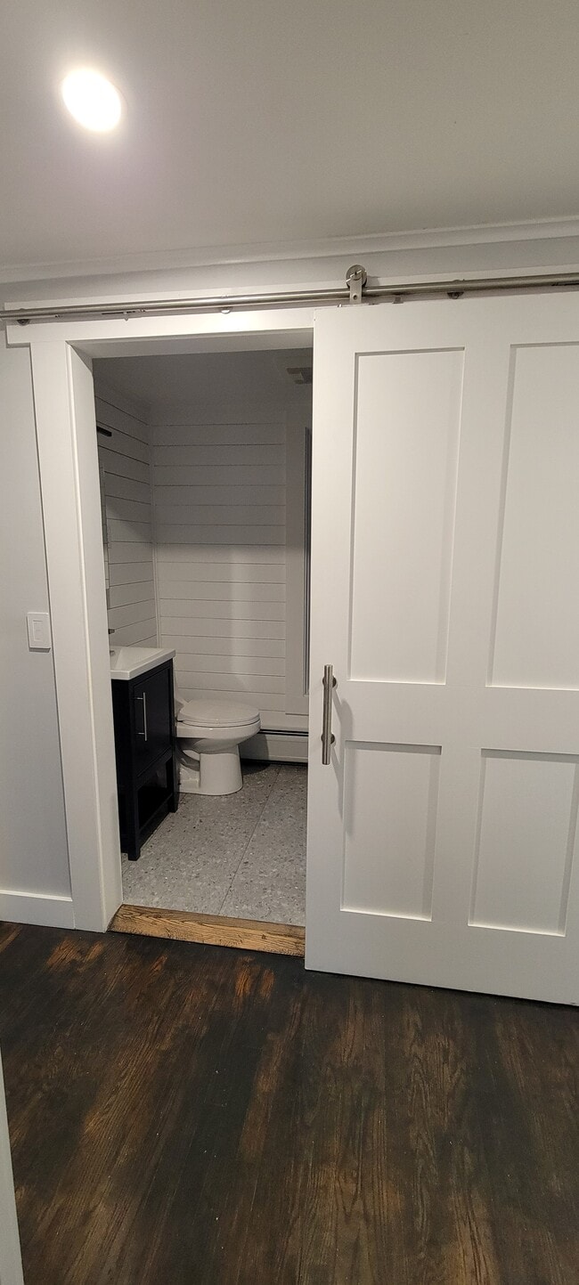 Photo - 187 Church St Unit 2R