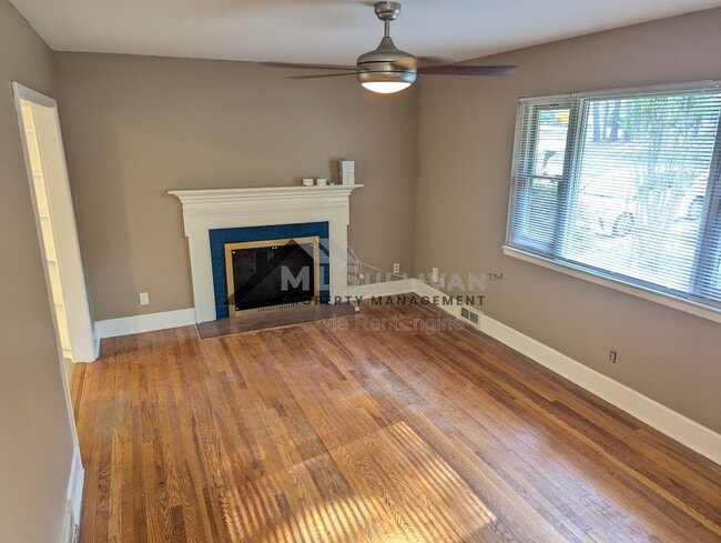 Photo - 3126 Dixon Rd