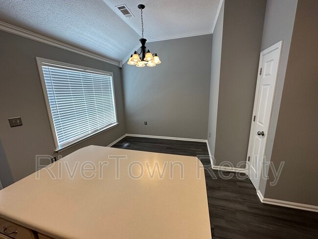 Photo - 751 N Sanga Rd