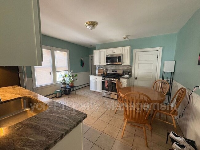 Photo - 250 Sayles Ave Unit 2R