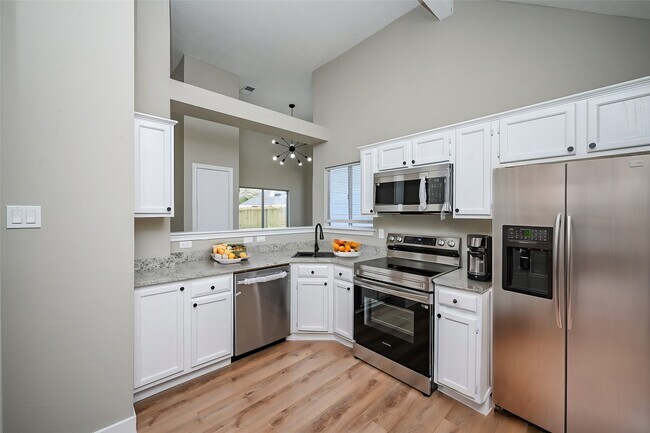 Photo - 6407 Whitbourne Dr