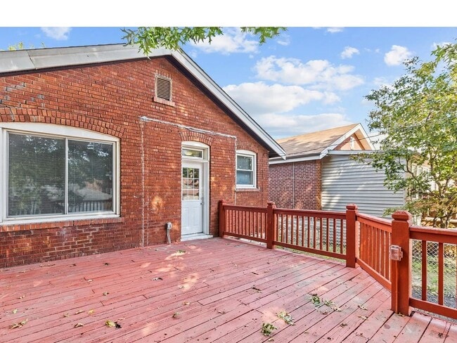 Photo - Comfortable Living in the Heart of South St. Louis