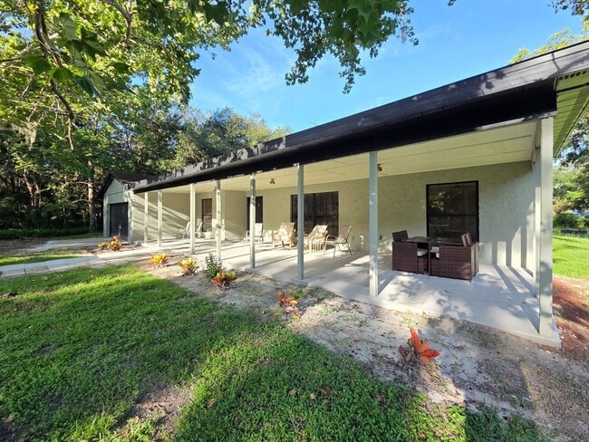 Photo - 2200 Retreat Rd