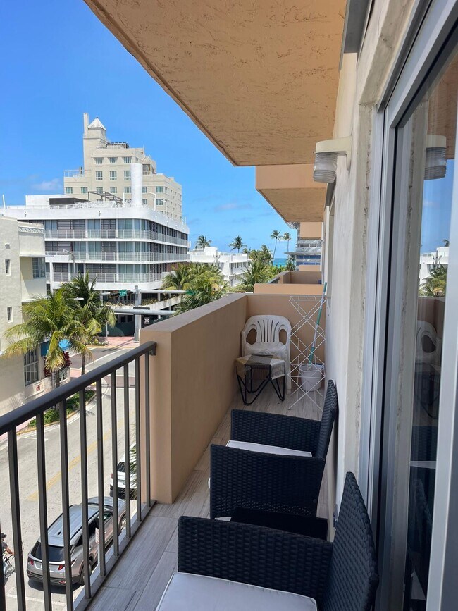 Photo - 1150 Collins Ave Apartamento Unidad 402