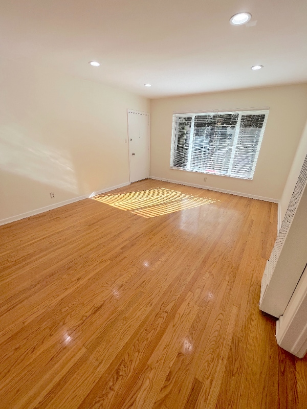 Photo - 1417 N Harper Ave Unit 3