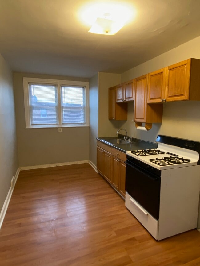 Kitchen 8ftX17 1/2 inches - 4444 Loring St Unit 2fl