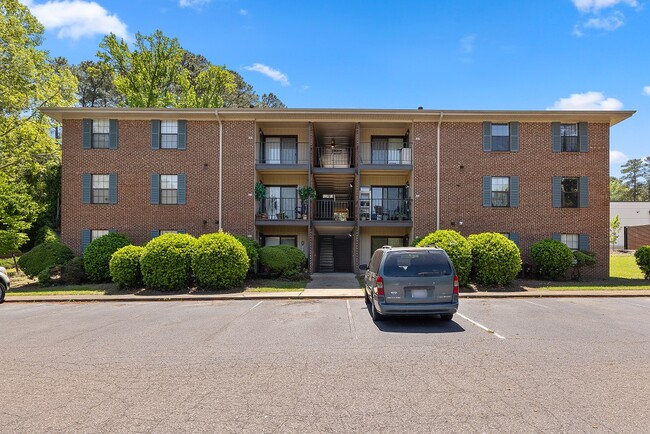 Photo - Spring Lane Apartments