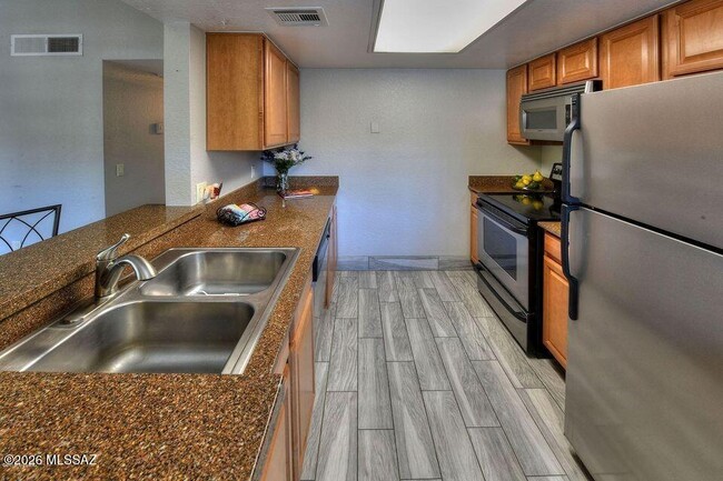 Photo - 101 S Players Club Dr Unit APT 10203