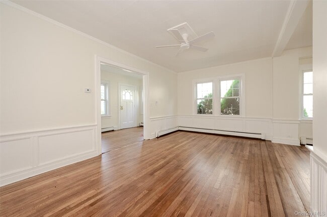 Photo - 18 Watkins St Unit 3