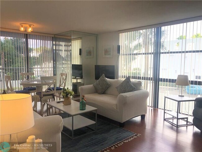 Photo - 3031 N Ocean Blvd Unidad 207