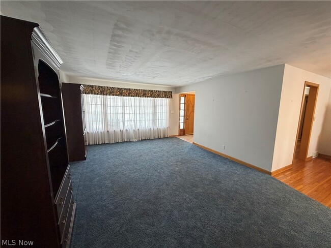 Photo - 290 Glenview Rd