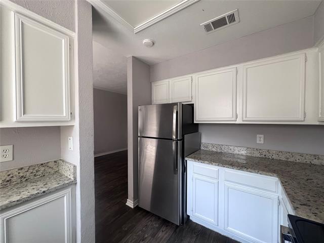 Photo - 9910 Royal Ln