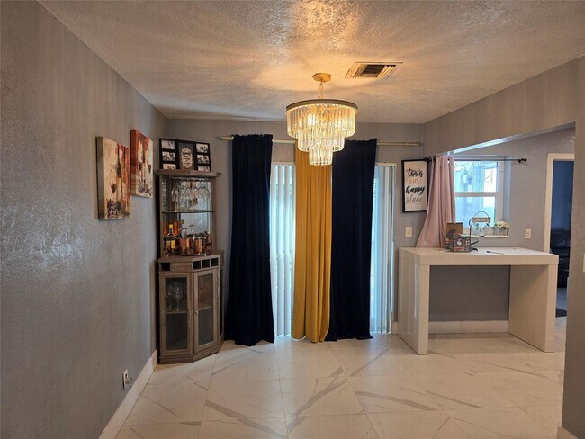 Photo - 1501 NW 62nd Terrace