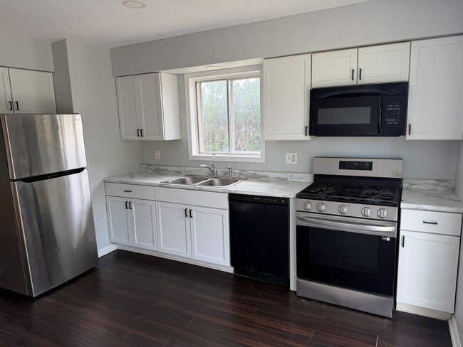 Photo - 934 S Harvard Ave