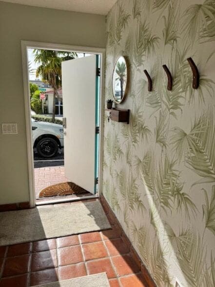 Photo - 1800 N Ocean Dr Unit 203