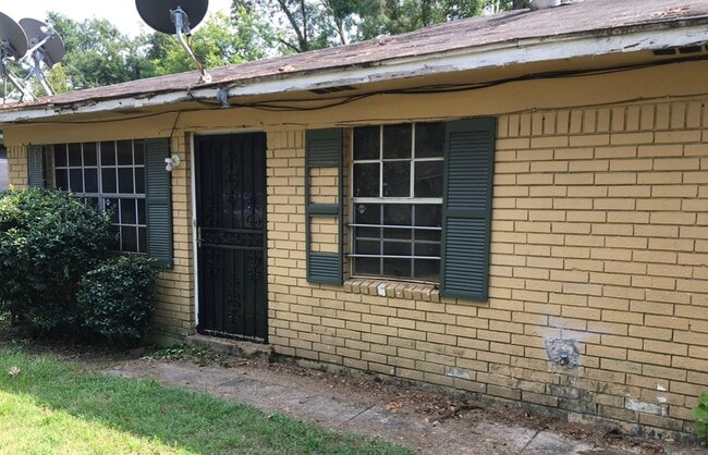 Photo - 4212 Barlow St