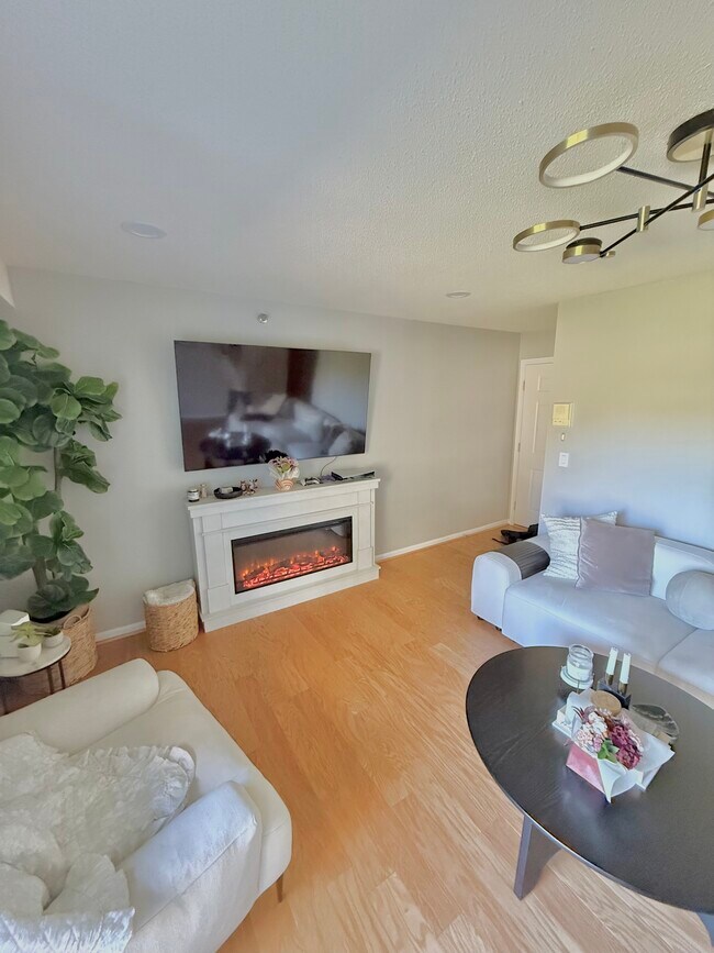 Photo - 94 Tennis Plaza Rd Unit 1