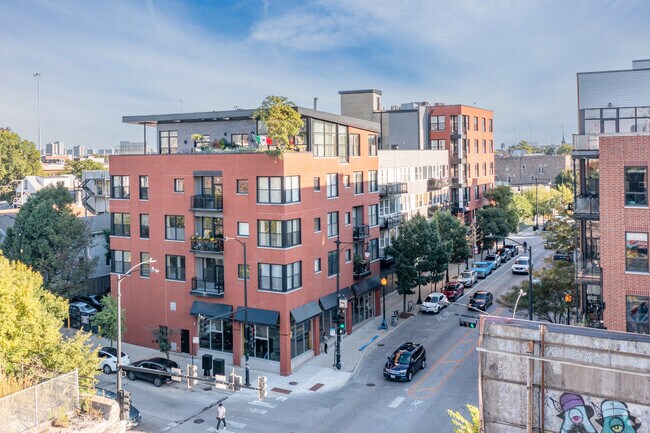 Photo - Pilsen Gateway Apartments
