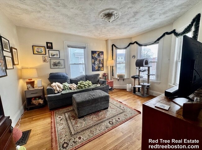 Photo - 26 Egleston St Unit 1