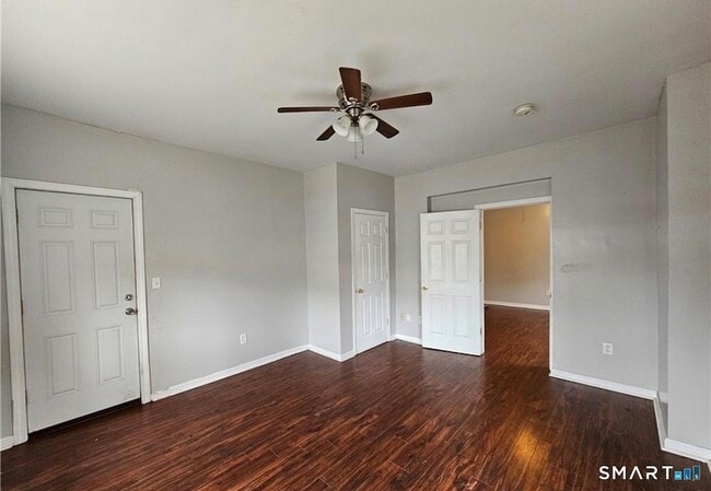 Building Photo - 417 E Main St Unit 6