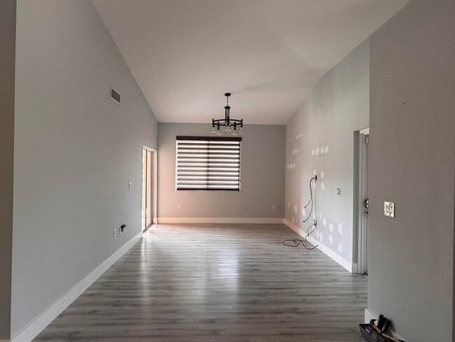 Photo - 6936 SW 39th St Unit d203