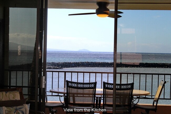 Photo - Extremely RARE right on the Ocean in Maala... Unit #210