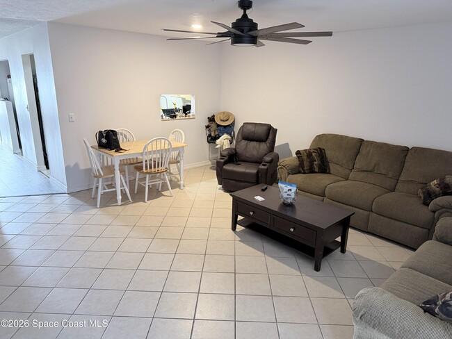 Photo - 1114 Steven Patrick Ave