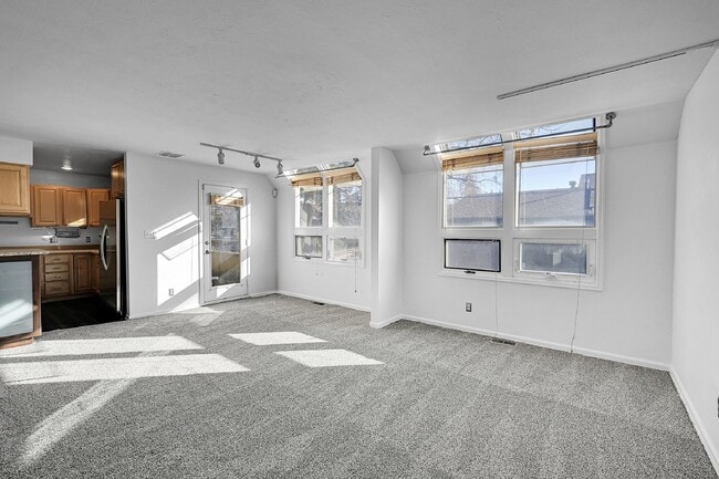 Photo - $2,345.00, 2 Bed, 1.5 Bath in Boulder with In Unit Laundry Unit 2