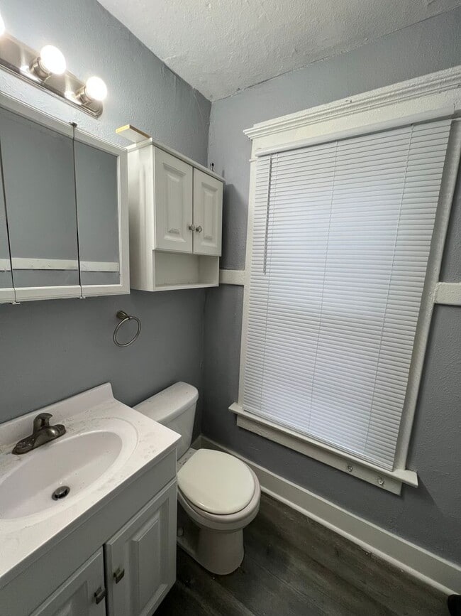 Photo - 2723 6th Ave Unit 2723 Apt 2