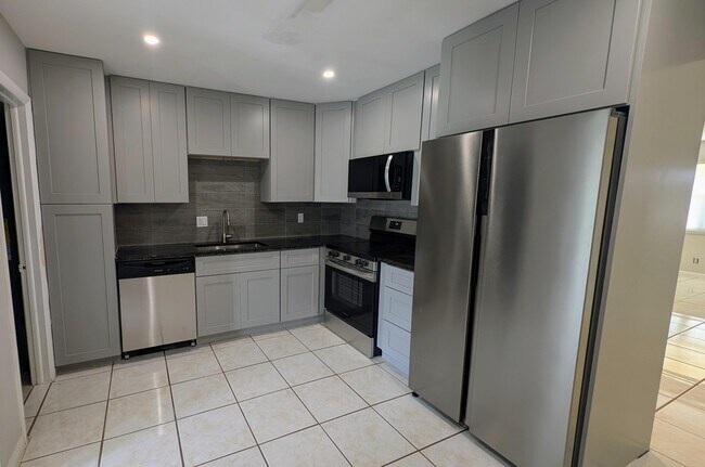 Photo - 4757 Arthur St
