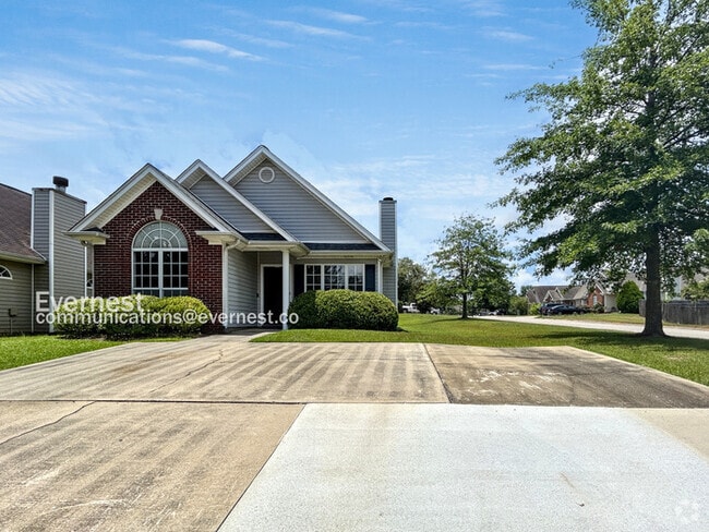Building Photo - 323 Camden Cove Cir Rental