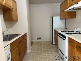 Photo - 722 E Oakmont Blvd