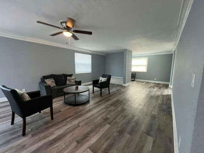 Photo - 641 Fremont Ave