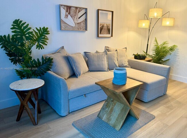 Photo - 2301 Collins Ave Unit 1121