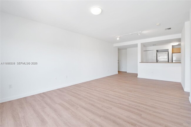 Photo - 2280 SW 32nd Ave Unit 315