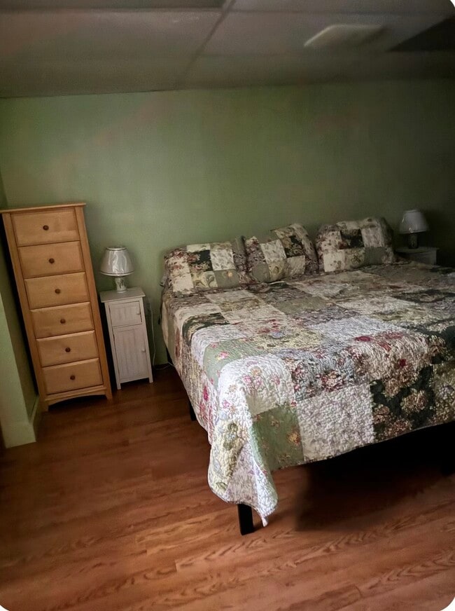 Photo - 448 Wiscasset Rd Unidad King 2 bedroom