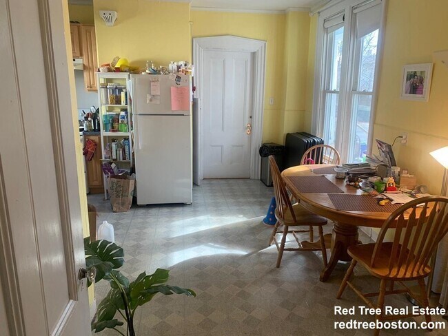 Photo - 84 Walker St Unit 3-bed 1-bath NewtonU1