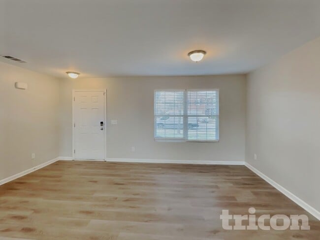 Photo - 1021 Patmore Ln