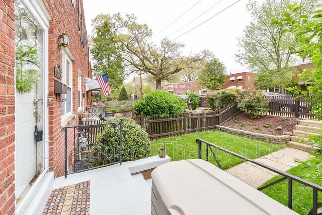 Photo - 629 S Henry St