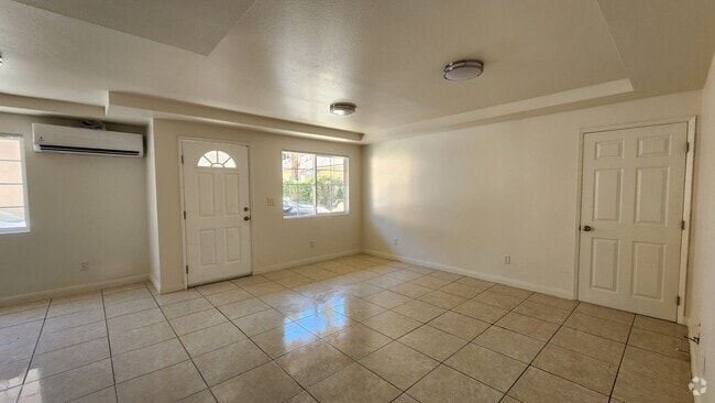Building Photo - 1217 W Martin Luther King Jr Blvd Unit 1217 W. MLK Rental