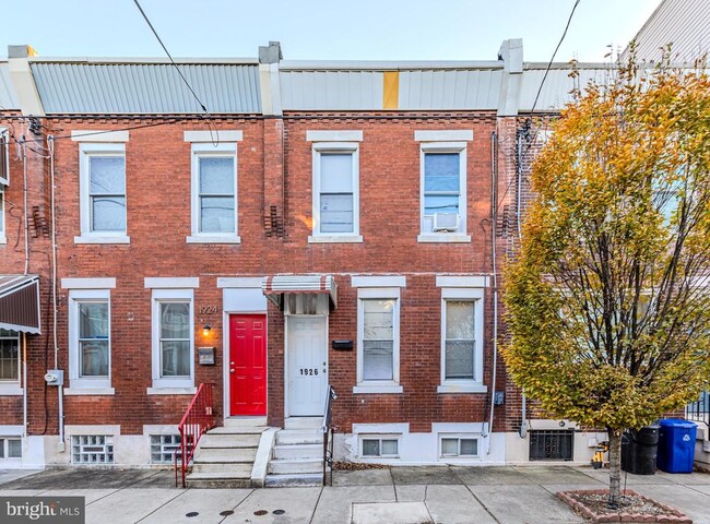 Photo - 1926 Hoffman St Townhome