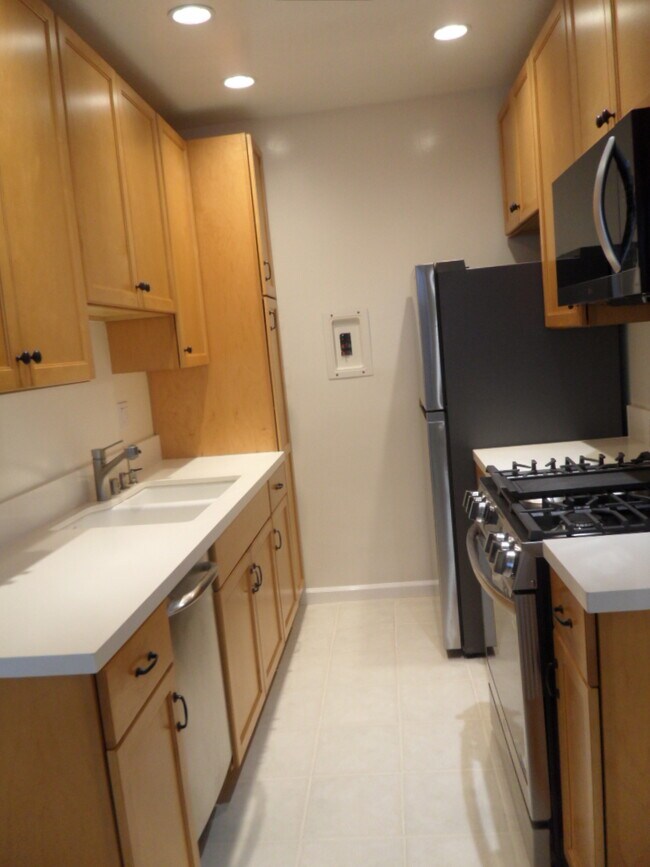 Photo - 2027 5th St Unidad C