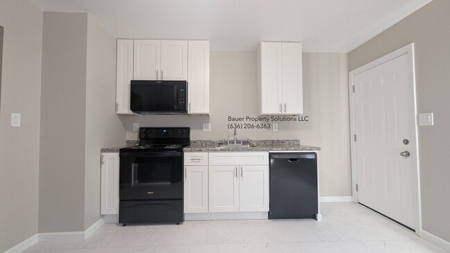 Building Photo - 510 Cherry Ln