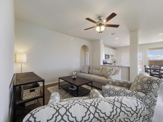 Building Photo - 8137 Daisy Cutter Crossing Rental