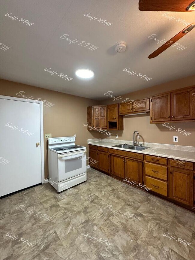 16106 Oakland Ave Rental For Rent in Belton, MO